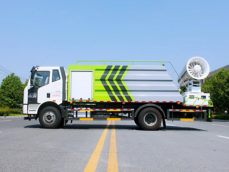 環(huán)保遠(yuǎn)程霧炮機(jī)的性能特點(diǎn)有哪些？