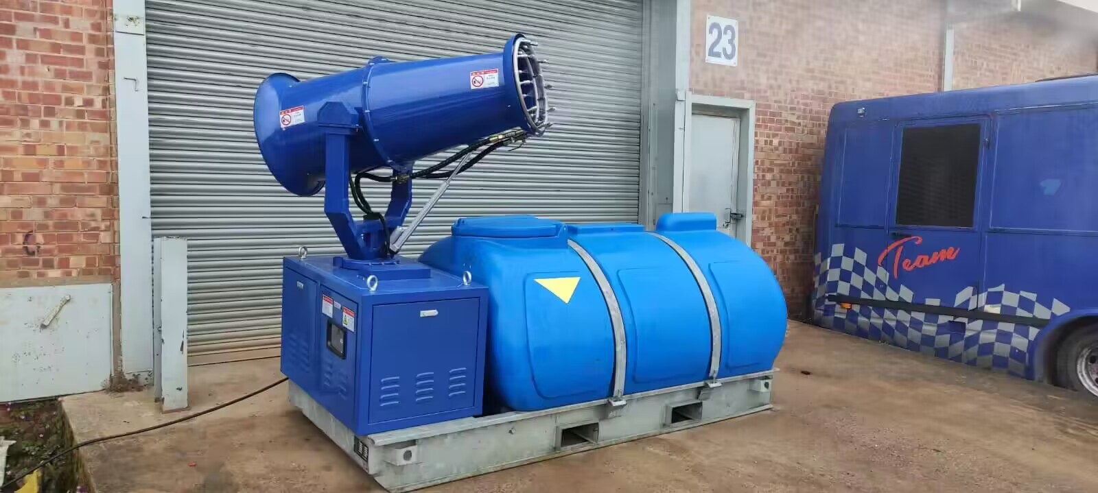 遠(yuǎn)程降塵炮霧機(jī)有哪些優(yōu)點(diǎn)？都適合在哪些場(chǎng)合使用？